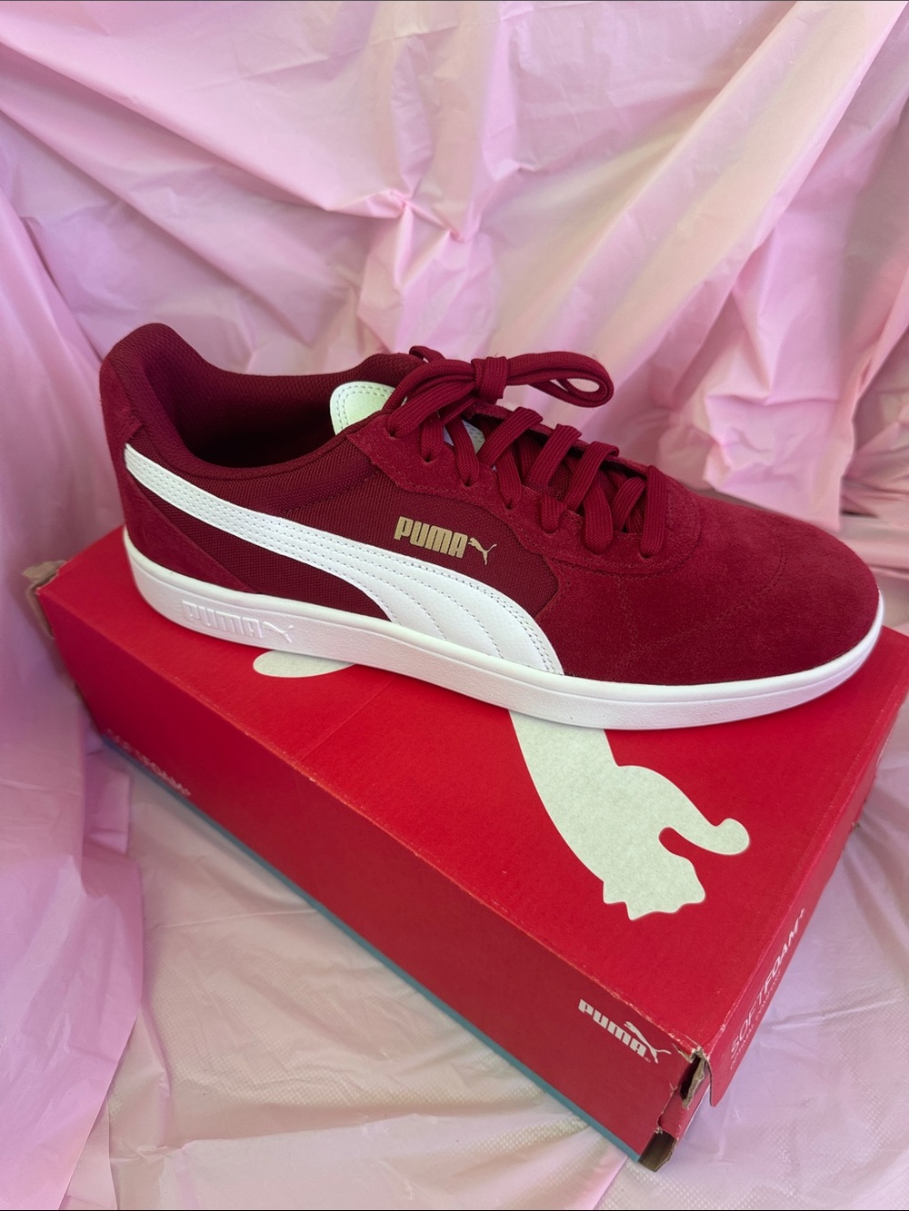 Puma Men’s Burgundy and White Low-Top Suede Sneaker